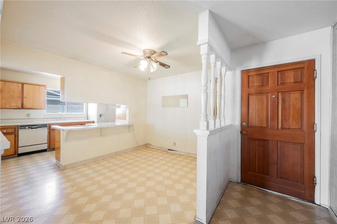 5820 Carmen Boulevard Las Vegas NV 89108