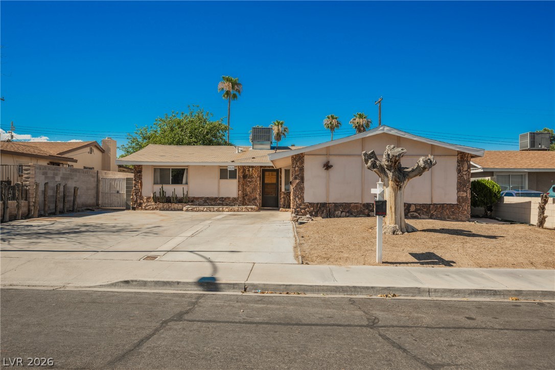 5820 Carmen Boulevard Las Vegas NV 89108