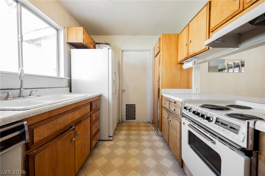 5820 Carmen Boulevard Las Vegas NV 89108