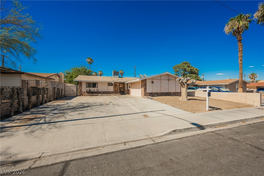 5820 Carmen Boulevard Las Vegas NV 89108