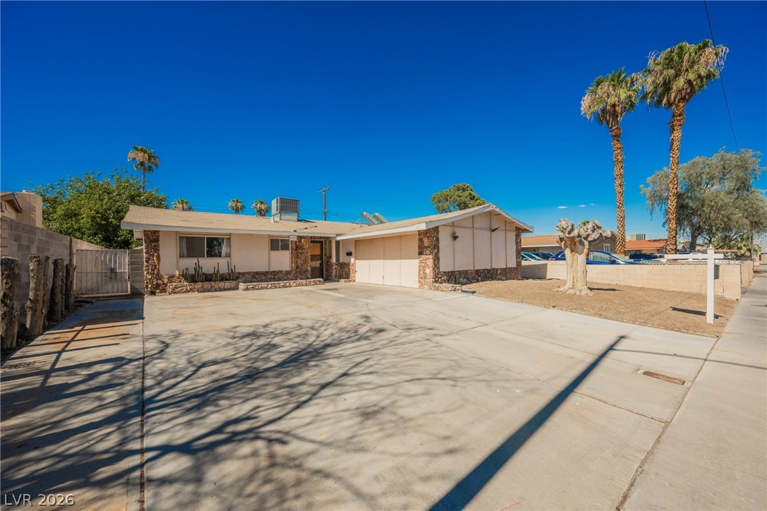 5820 Carmen Boulevard Las Vegas NV 89108