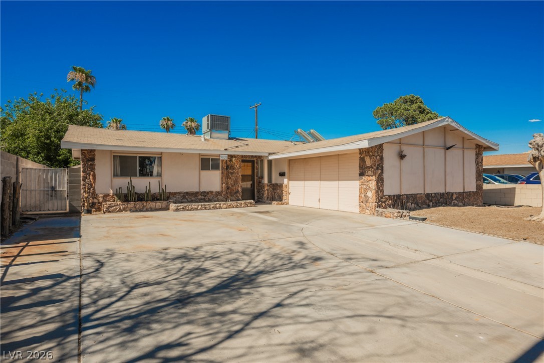 5820 Carmen Boulevard Las Vegas NV 89108