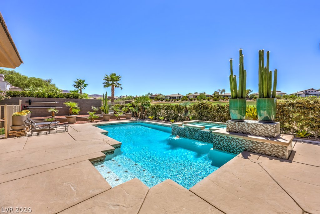 15 Knob Oak Drive Henderson NV 89052