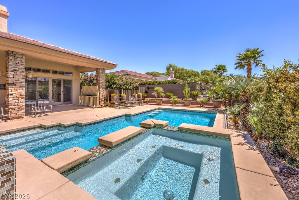15 Knob Oak Drive Henderson NV 89052