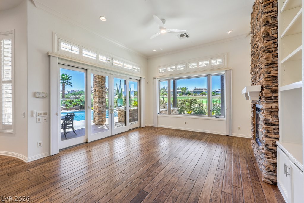 15 Knob Oak Drive Henderson NV 89052