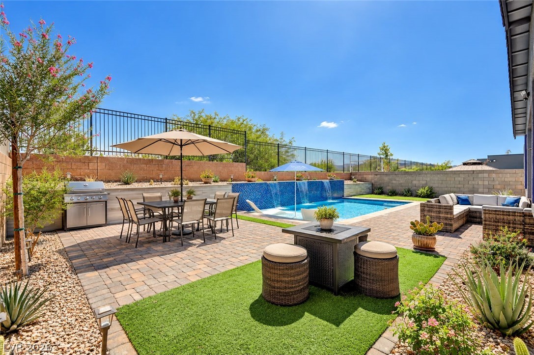 33 Reverie Heights Avenue Henderson NV 89011