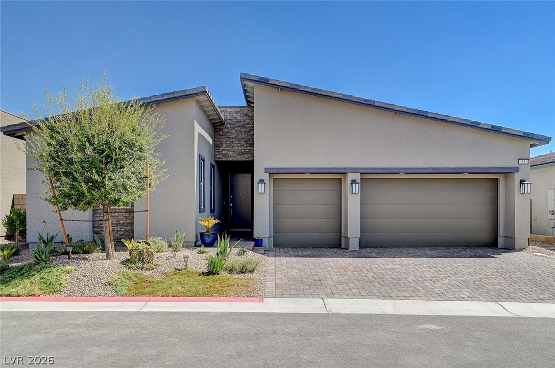 33 Reverie Heights Avenue Henderson NV 89011