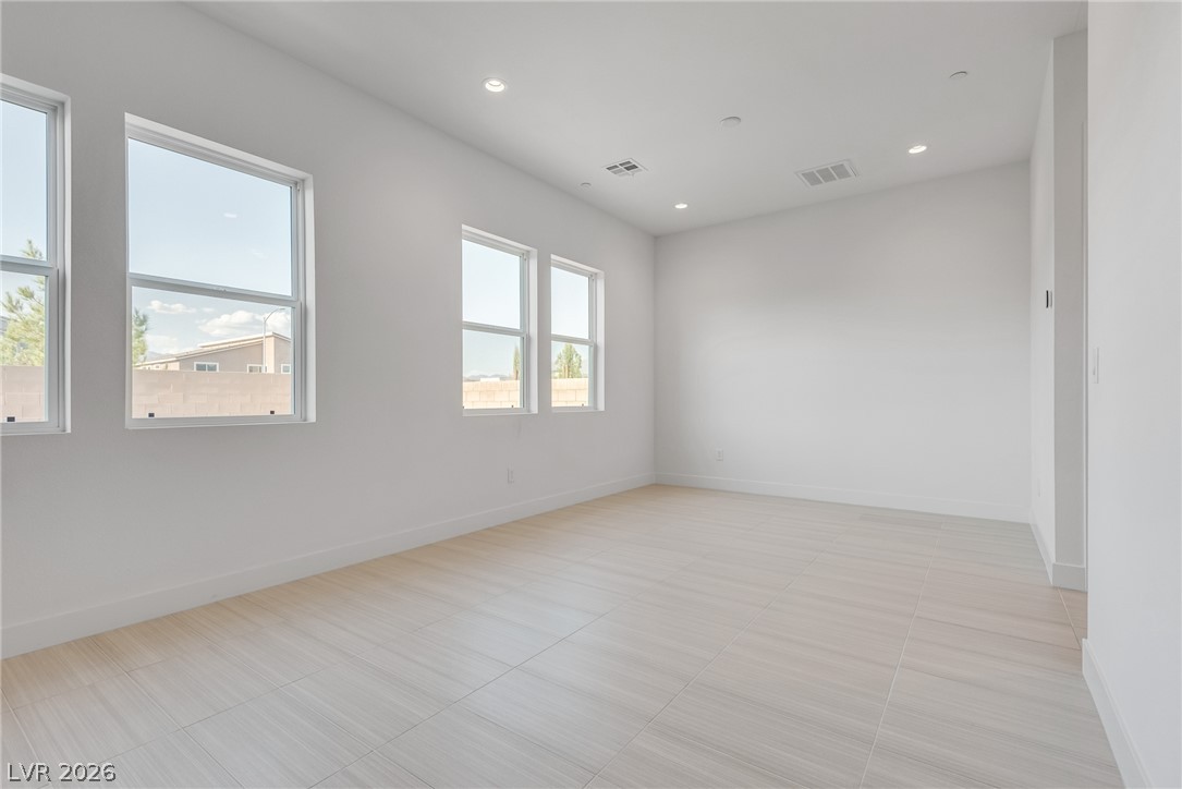10226 Pleasant Knoll Avenue Las Vegas NV 89166