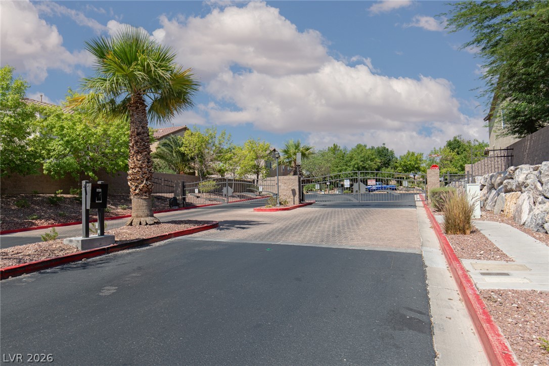 5565 Danforth Avenue Las Vegas NV 89141