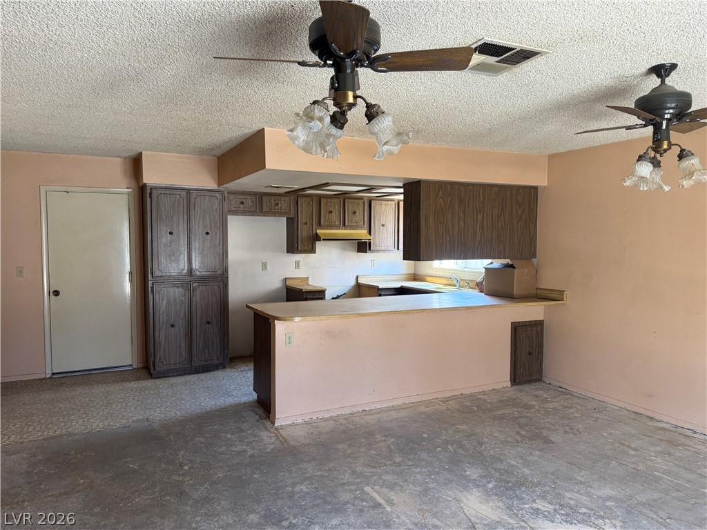 1712 Rockcrest Drive Las Vegas NV 89108