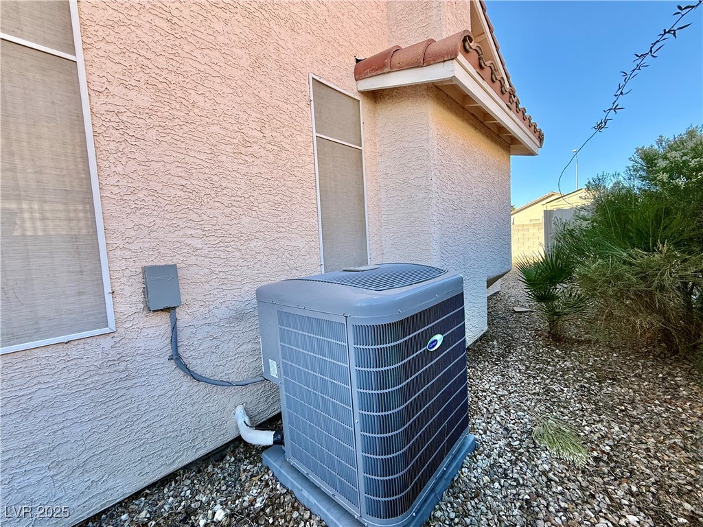 5613 Partridge Bluff Street Las Vegas NV 89130