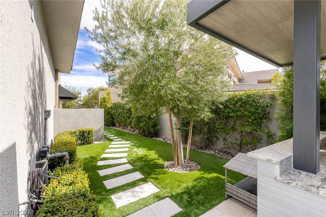 98 Glade Hollow Drive Las Vegas NV 89135