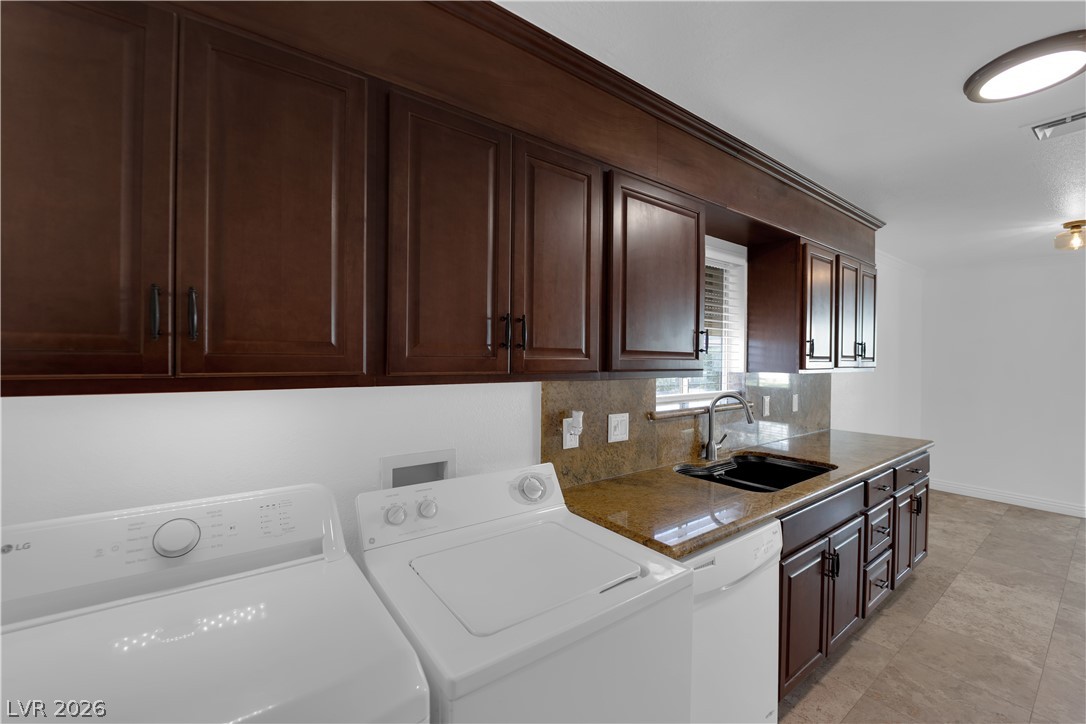 193 Greenbriar Townhouse Way Las Vegas NV 89121
