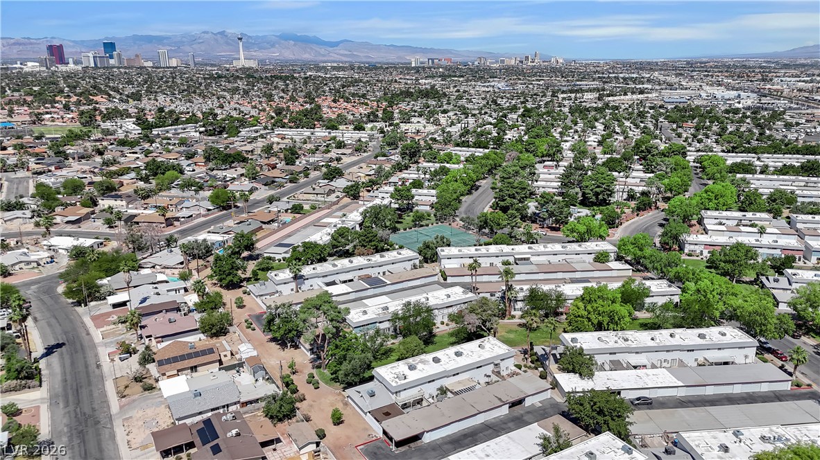 193 Greenbriar Townhouse Way Las Vegas NV 89121