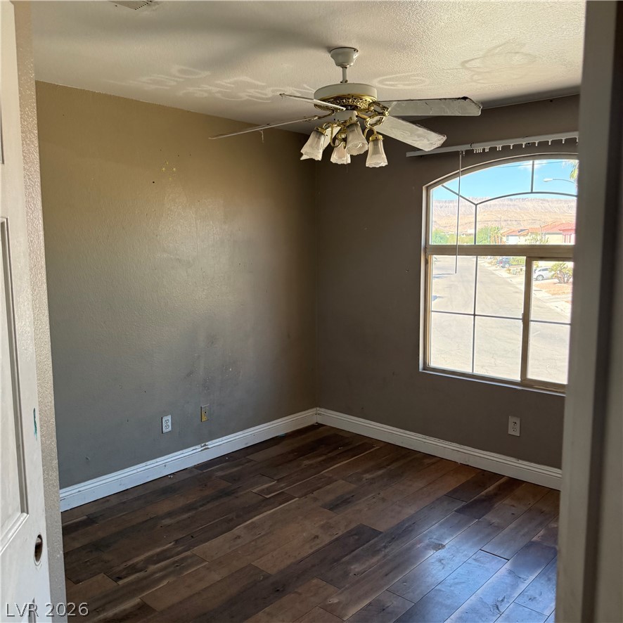6080 Fly Fisher Street Las Vegas NV 89113