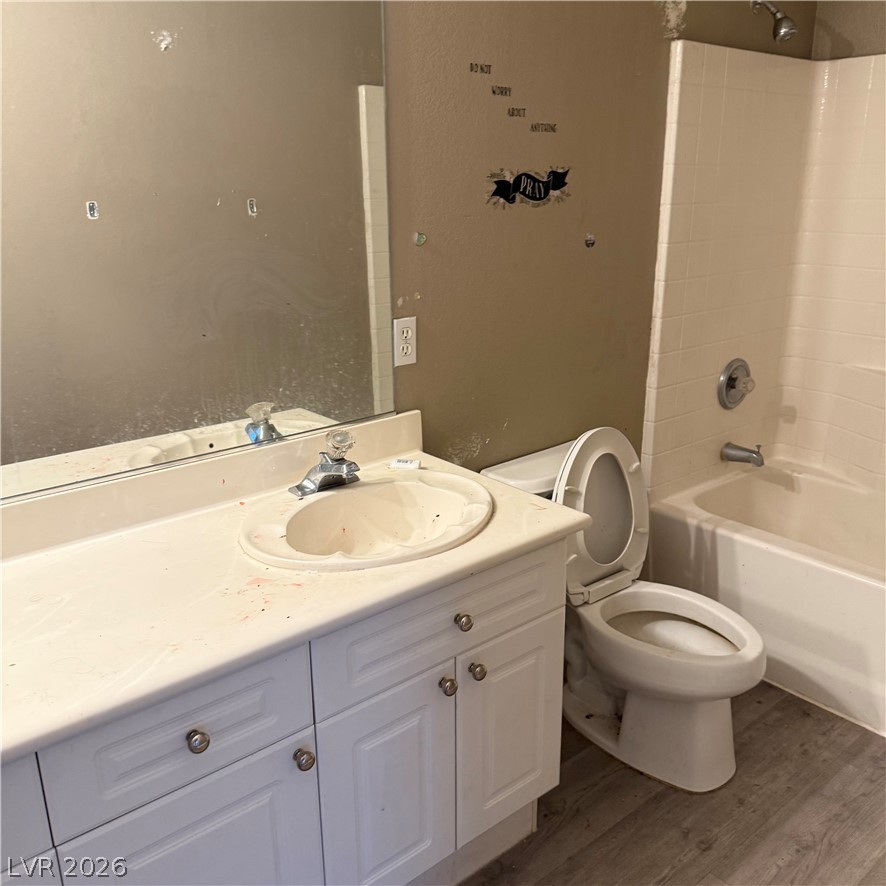 6080 Fly Fisher Street Las Vegas NV 89113