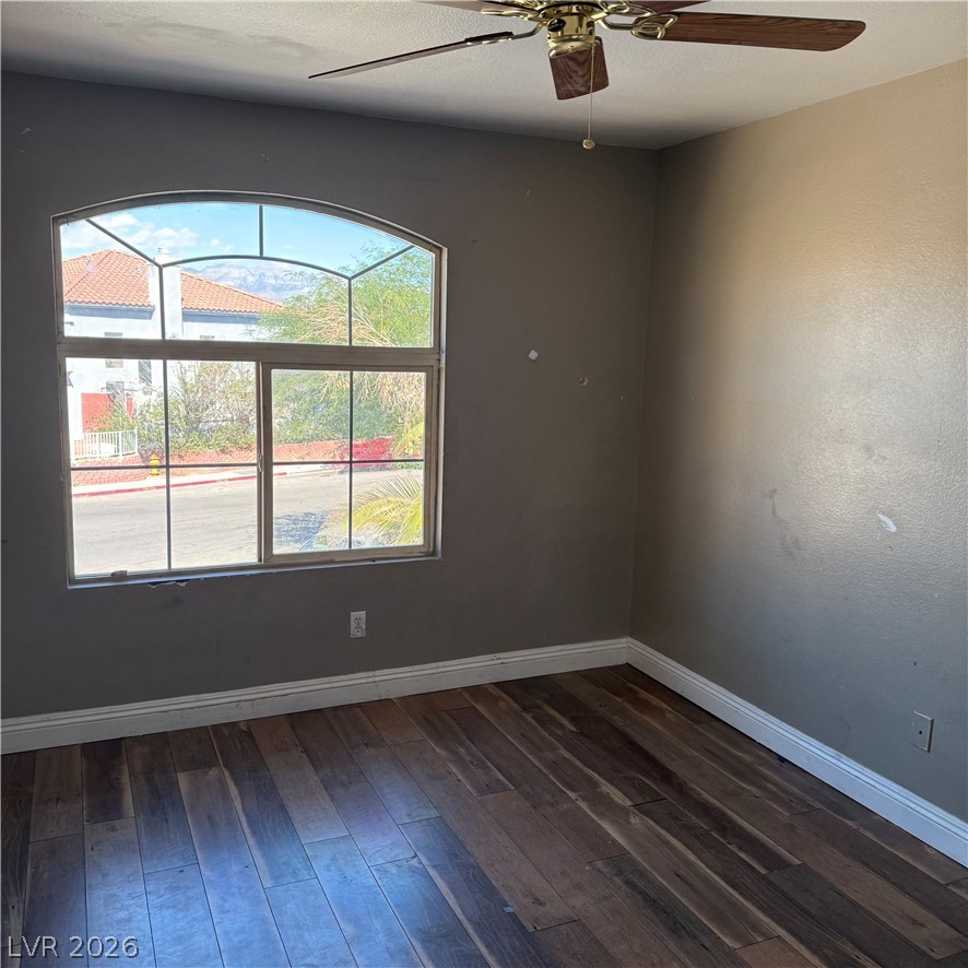 6080 Fly Fisher Street Las Vegas NV 89113