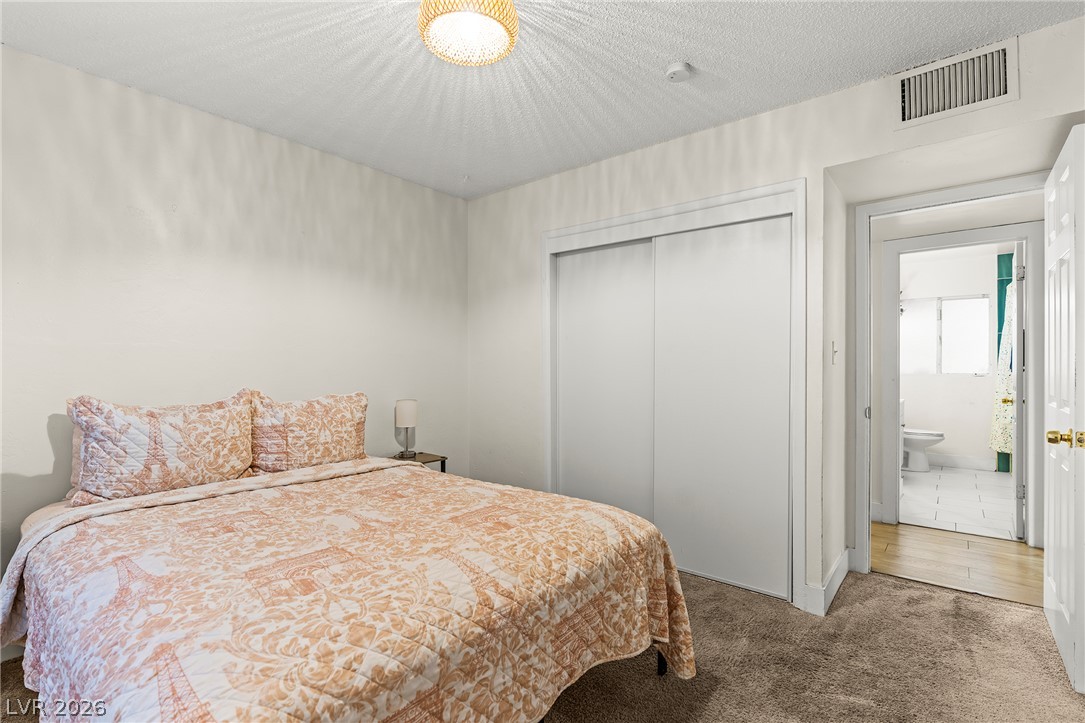 1504 Crestwood Avenue Las Vegas NV 89104