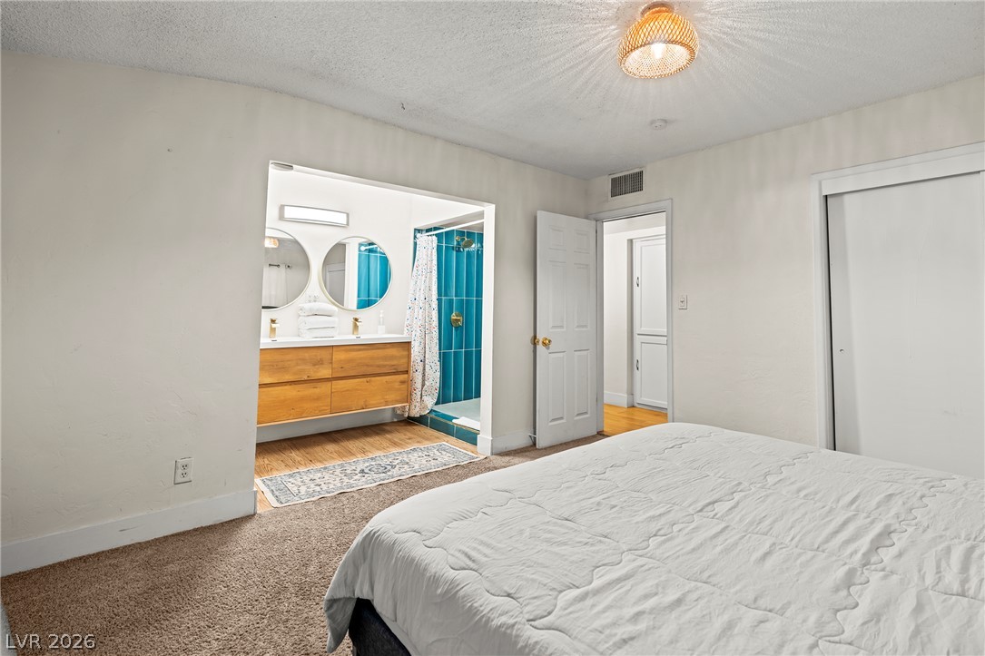1504 Crestwood Avenue Las Vegas NV 89104