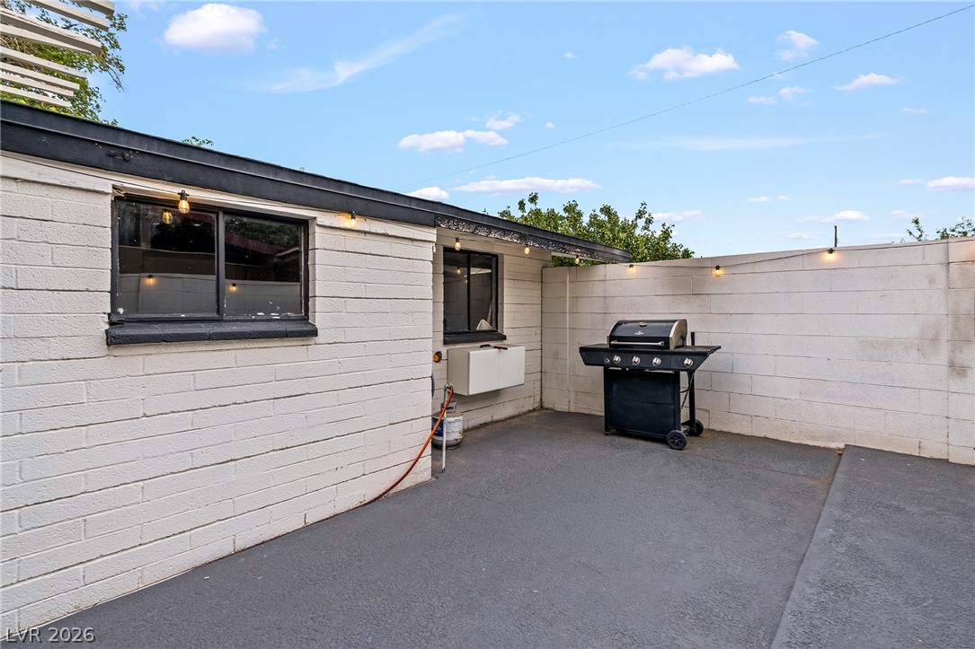 1504 Crestwood Avenue Las Vegas NV 89104