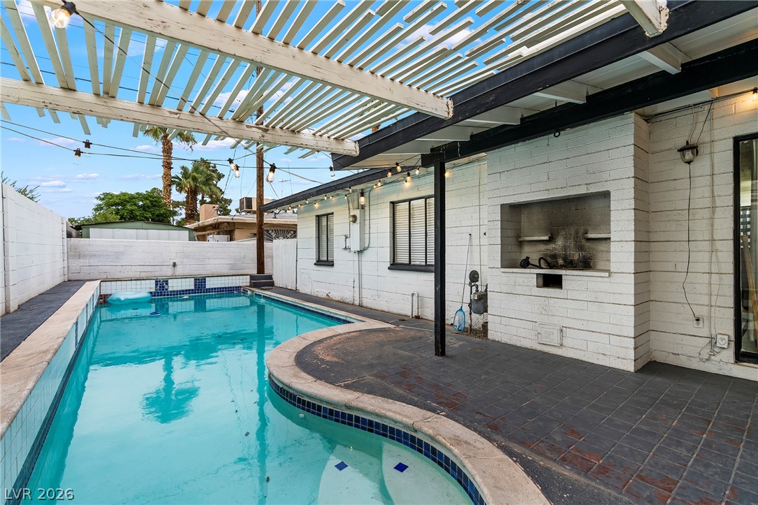 1504 Crestwood Avenue Las Vegas NV 89104