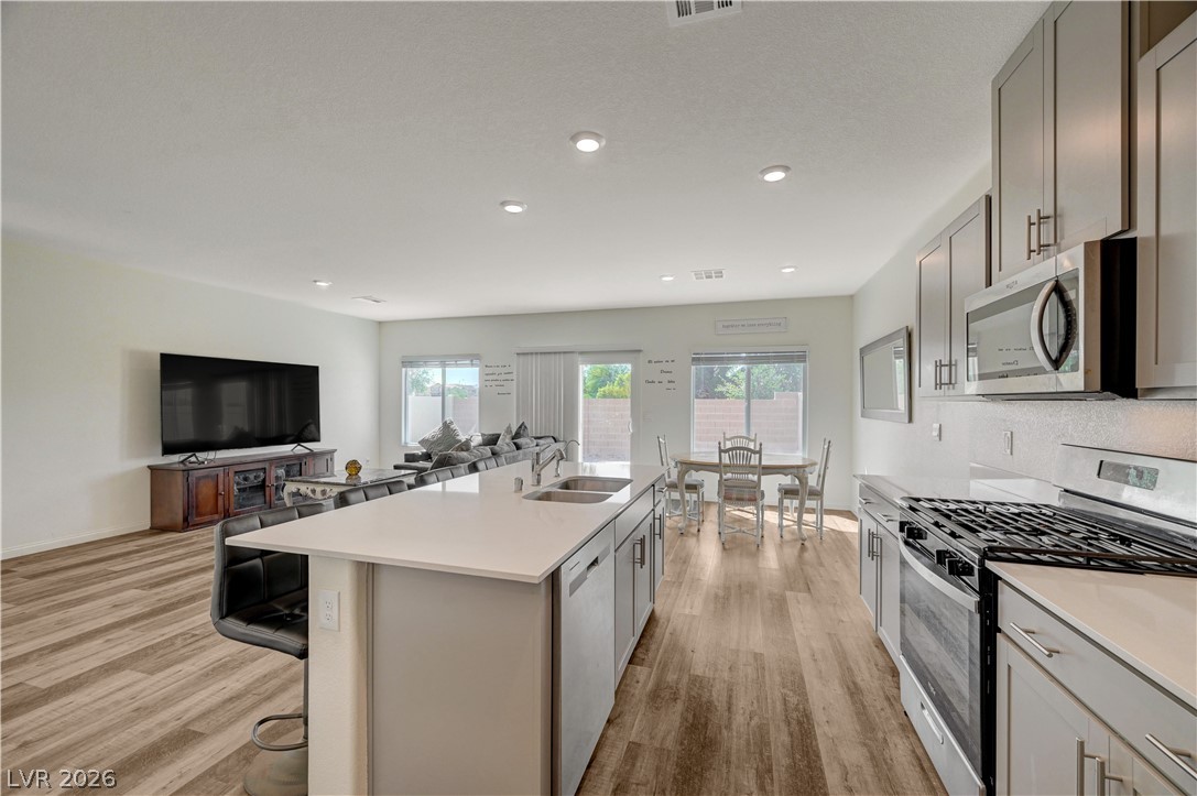 6545 Cinnamon Hazelnut Street North Las Vegas NV 89084