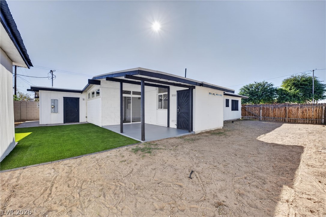 2806 Perliter Avenue North Las Vegas NV 89030