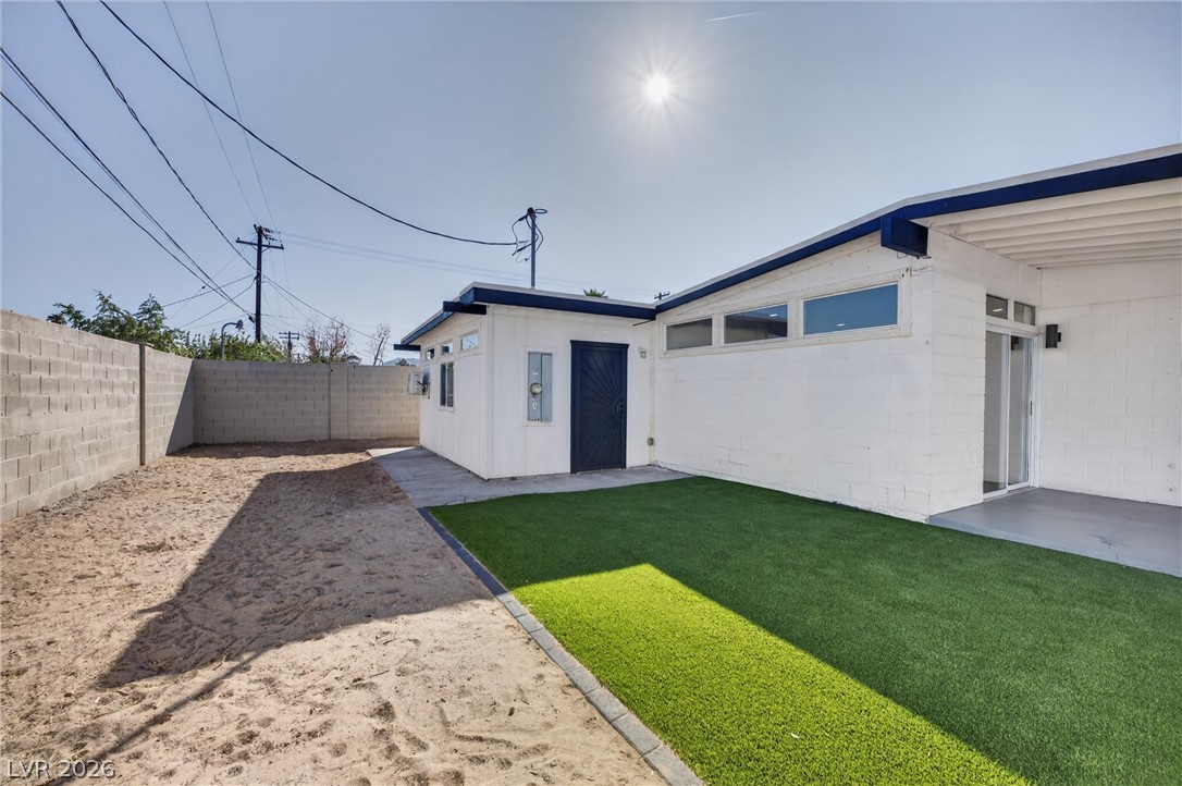 2806 Perliter Avenue North Las Vegas NV 89030