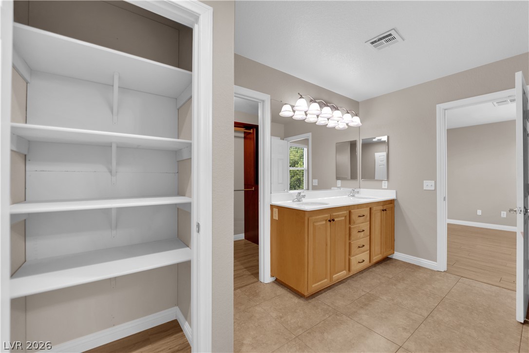 10592 Calico Pines Avenue Las Vegas NV 89135