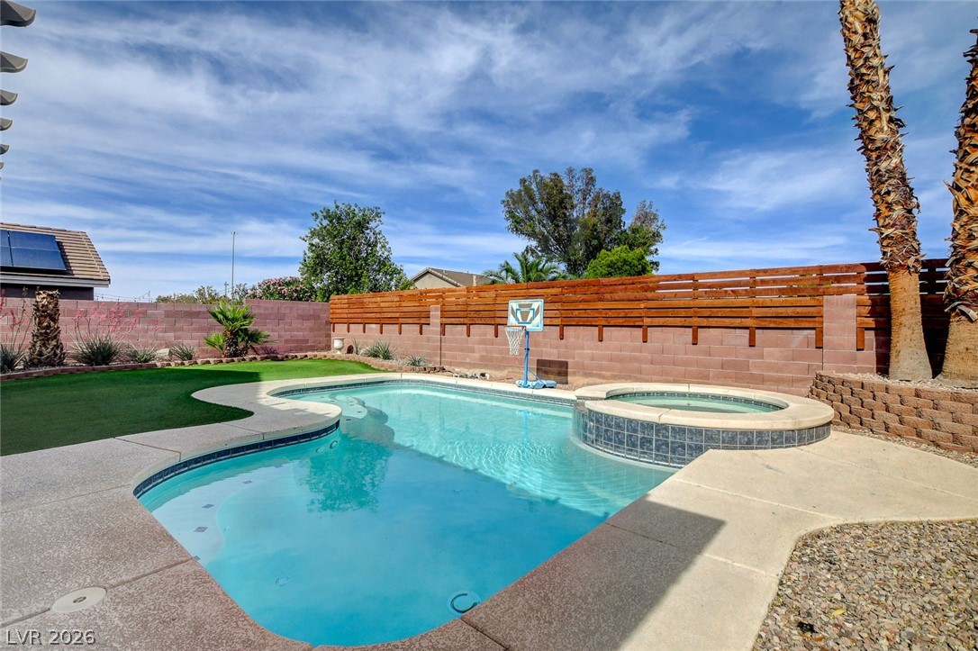 14 Book Wagon Street Henderson NV 89012