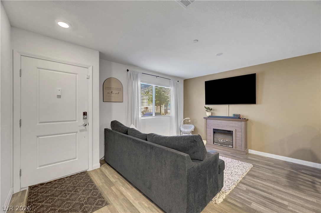 2650 Wimbledon White Court North Las Vegas NV 89086