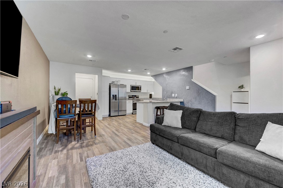 2650 Wimbledon White Court North Las Vegas NV 89086