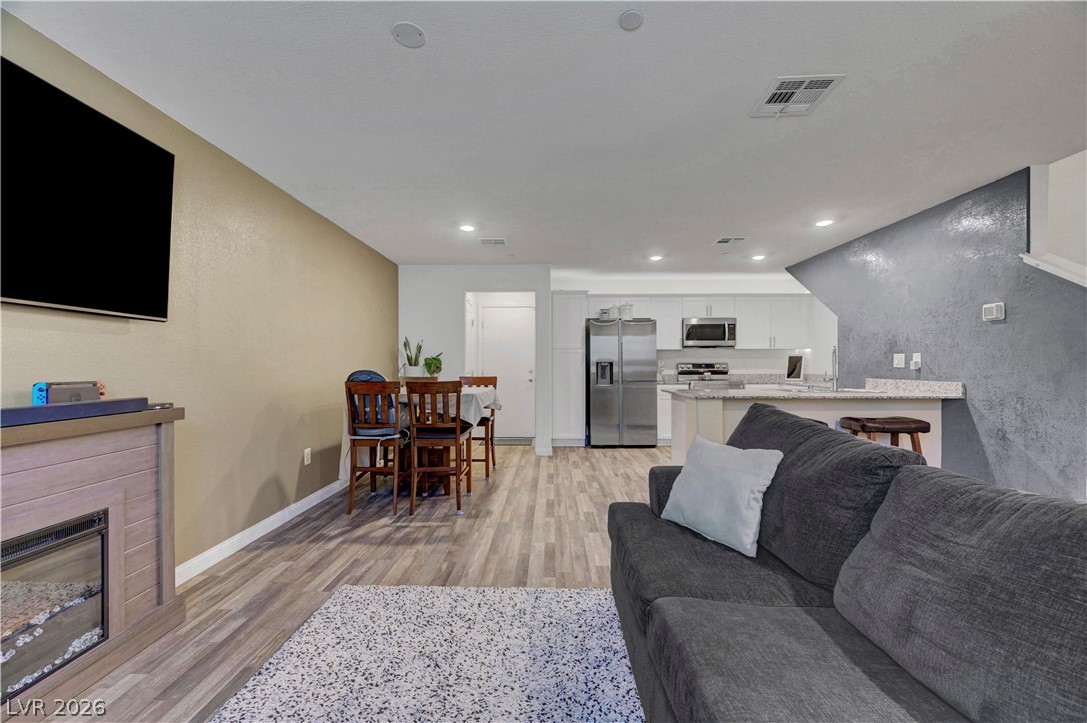 2650 Wimbledon White Court North Las Vegas NV 89086