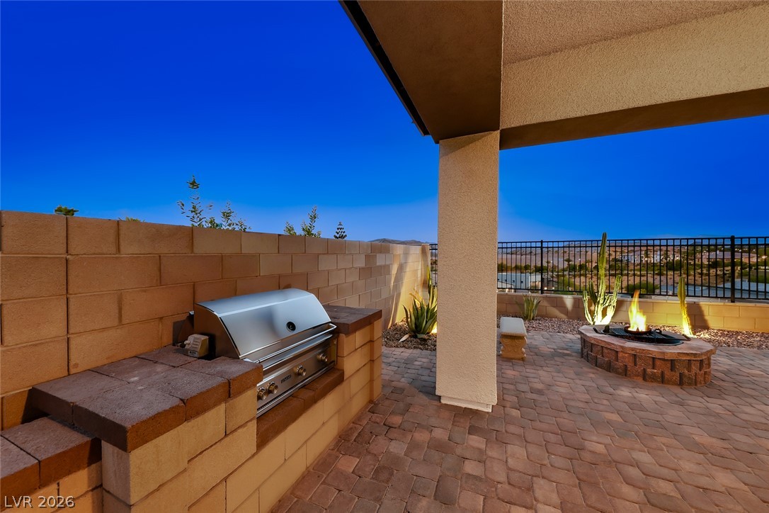 57 Reverie Heights Avenue Henderson NV 89011