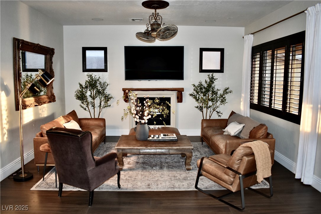 220 Palmetto Pointe Drive Henderson NV 89012