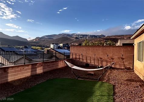 220 Palmetto Pointe Drive Henderson NV 89012