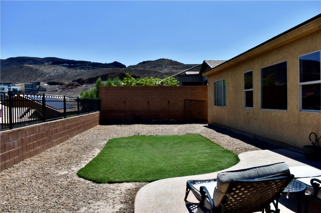 220 Palmetto Pointe Drive Henderson NV 89012