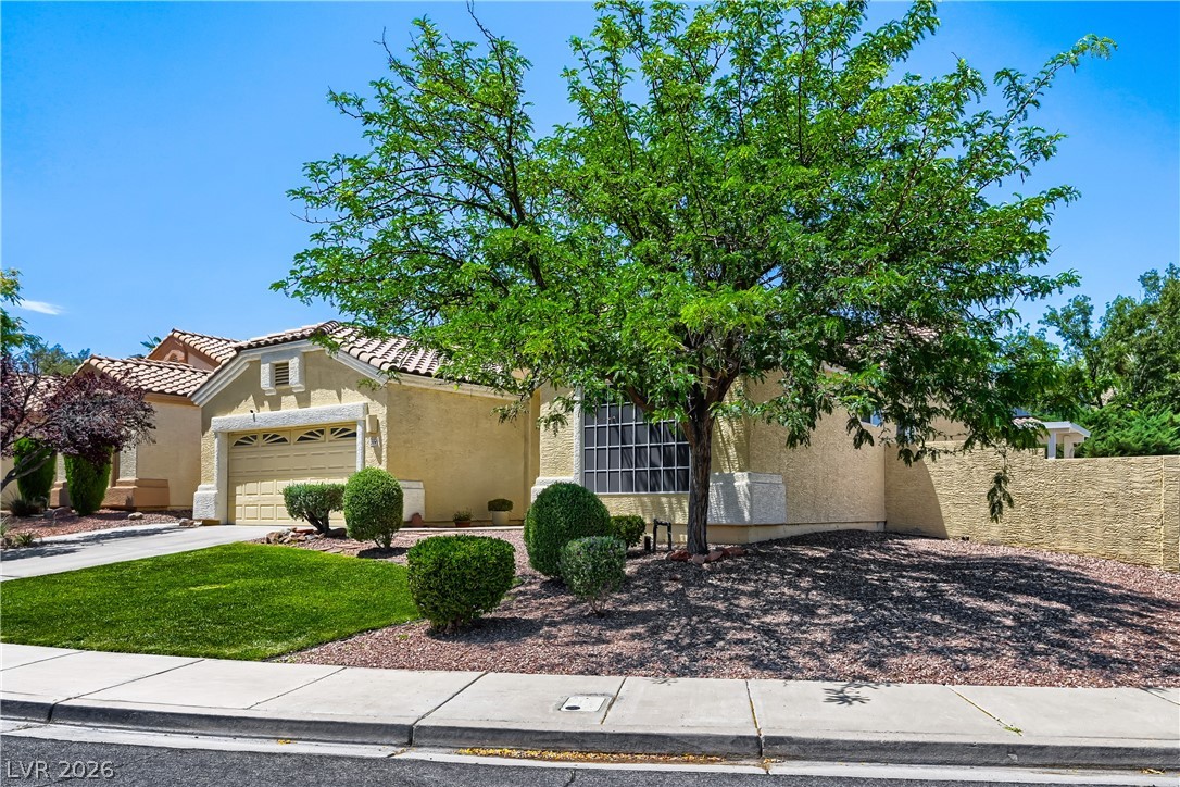 1995 Songbird Court Henderson NV 89012