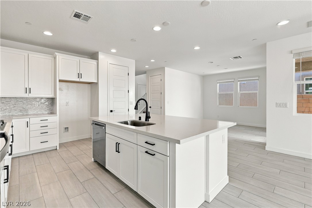 8674 Albanese Avenue Las Vegas NV 89148