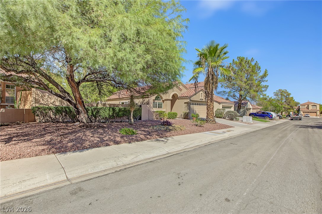 1705 Eagle Feather Street Las Vegas NV 89128