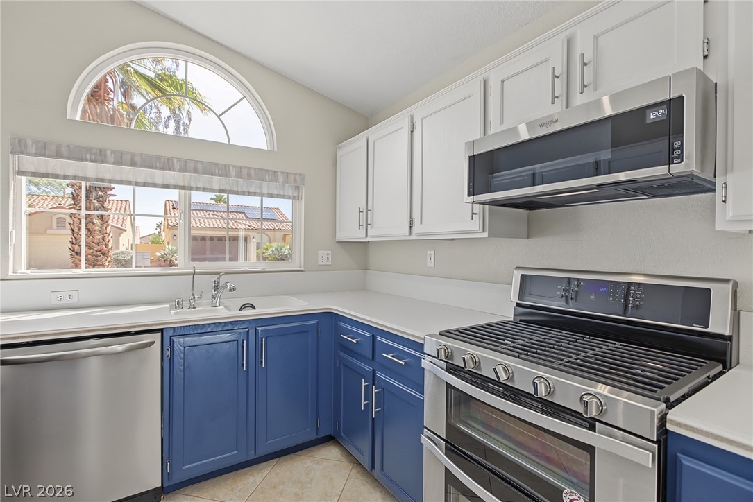 1705 Eagle Feather Street Las Vegas NV 89128