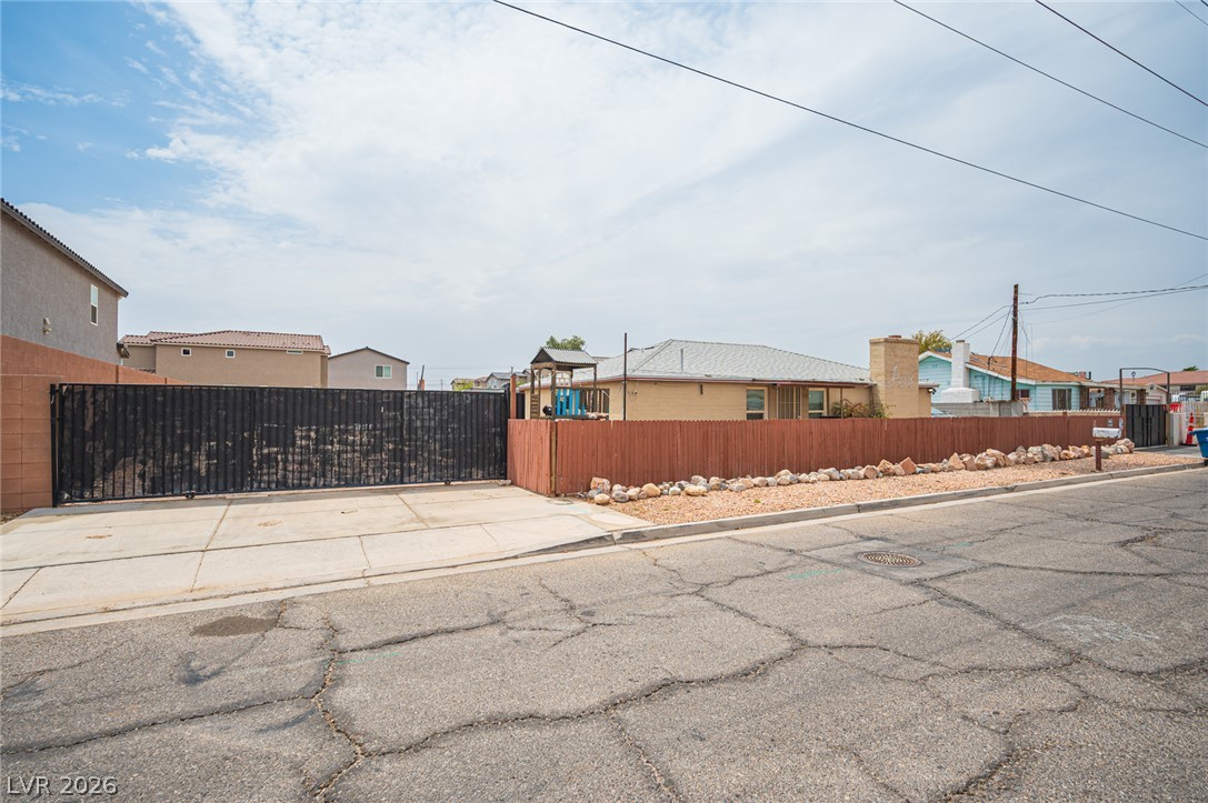 5841 Dodd Street Las Vegas NV 89122