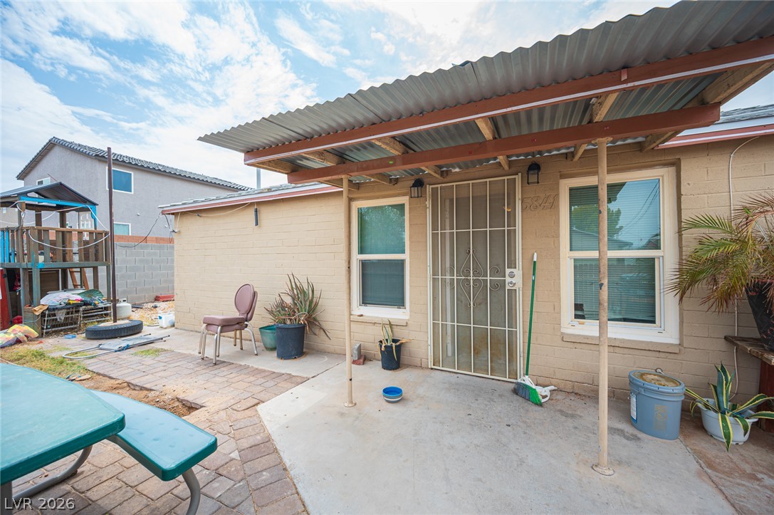 5841 Dodd Street Las Vegas NV 89122