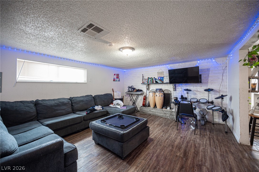 5841 Dodd Street Las Vegas NV 89122