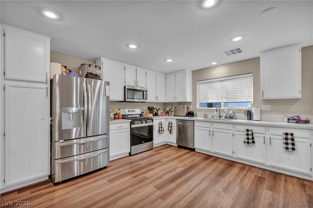 595 Stonehenge Walk Avenue Las Vegas NV 89178