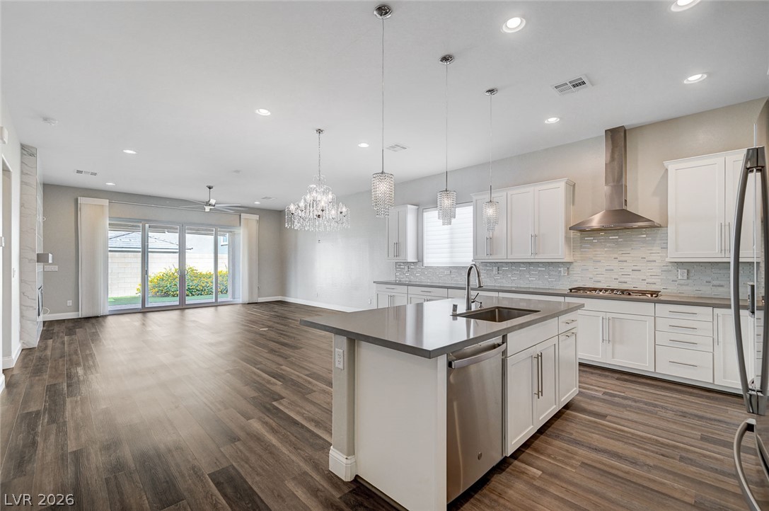 10160 Ocher Valley Avenue Las Vegas NV 89178