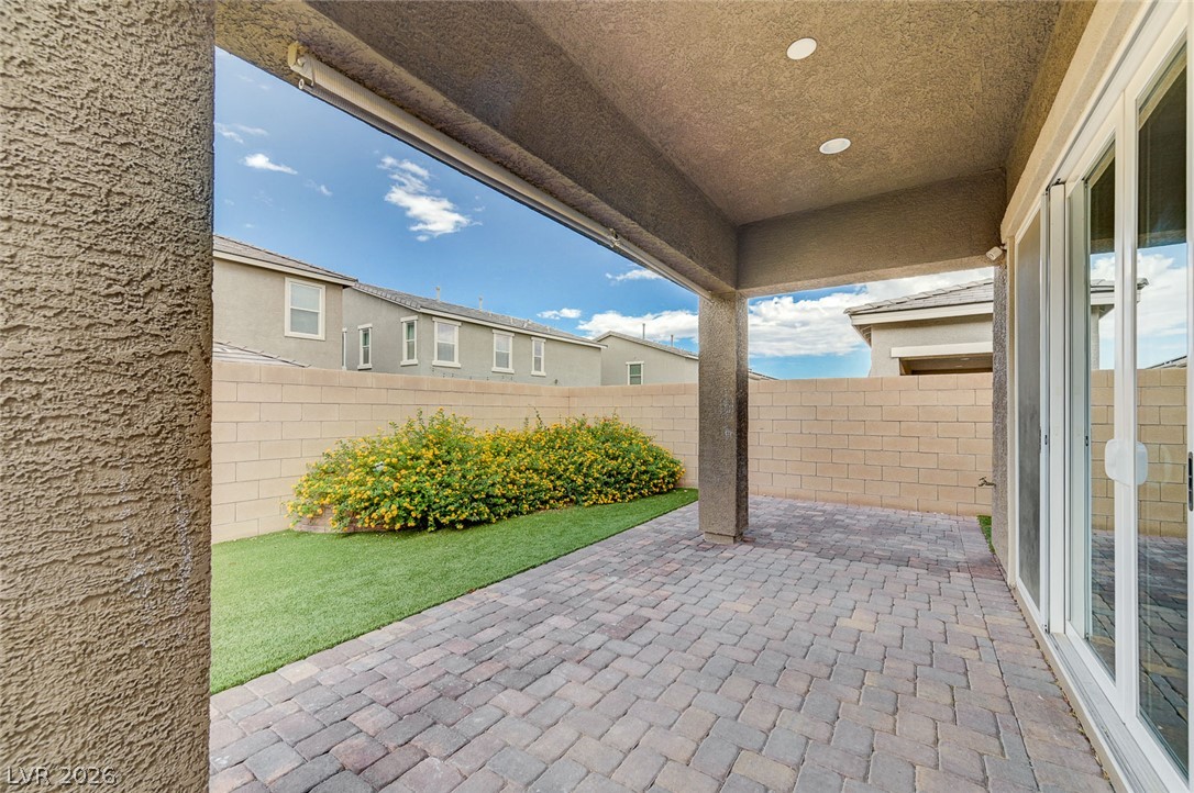 10160 Ocher Valley Avenue Las Vegas NV 89178