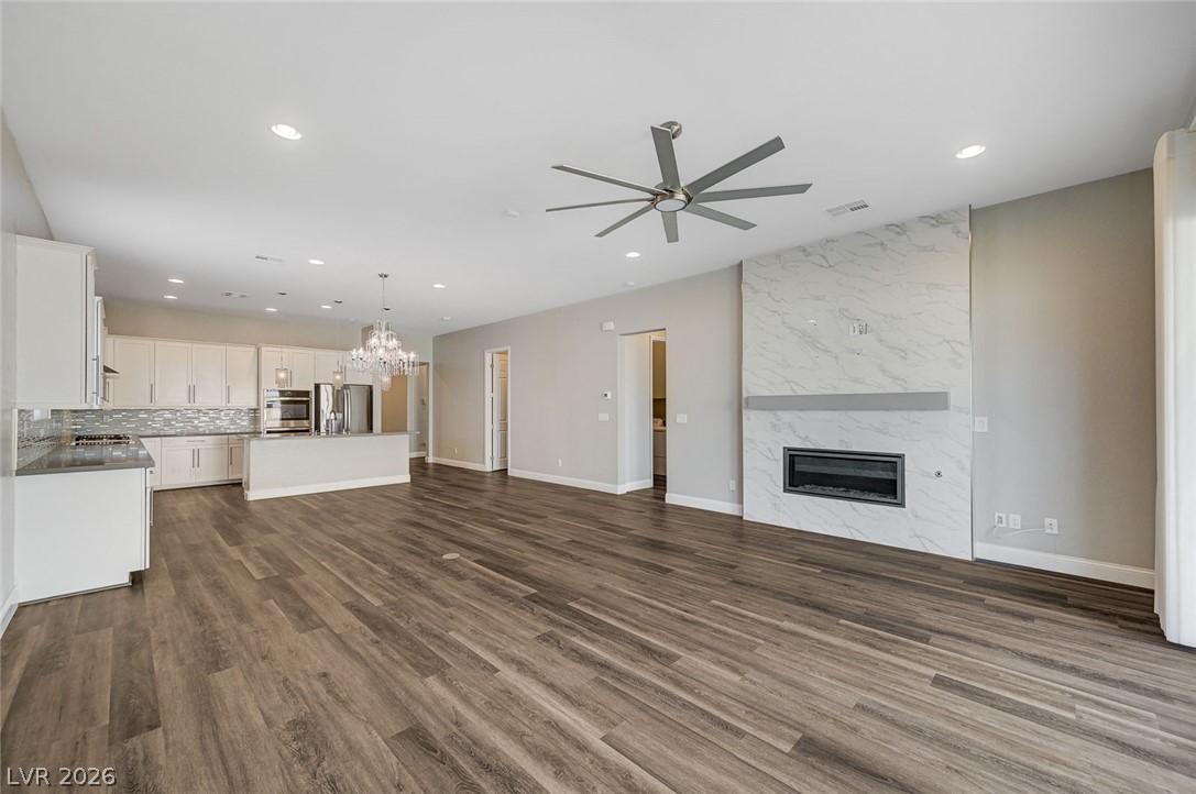 10160 Ocher Valley Avenue Las Vegas NV 89178