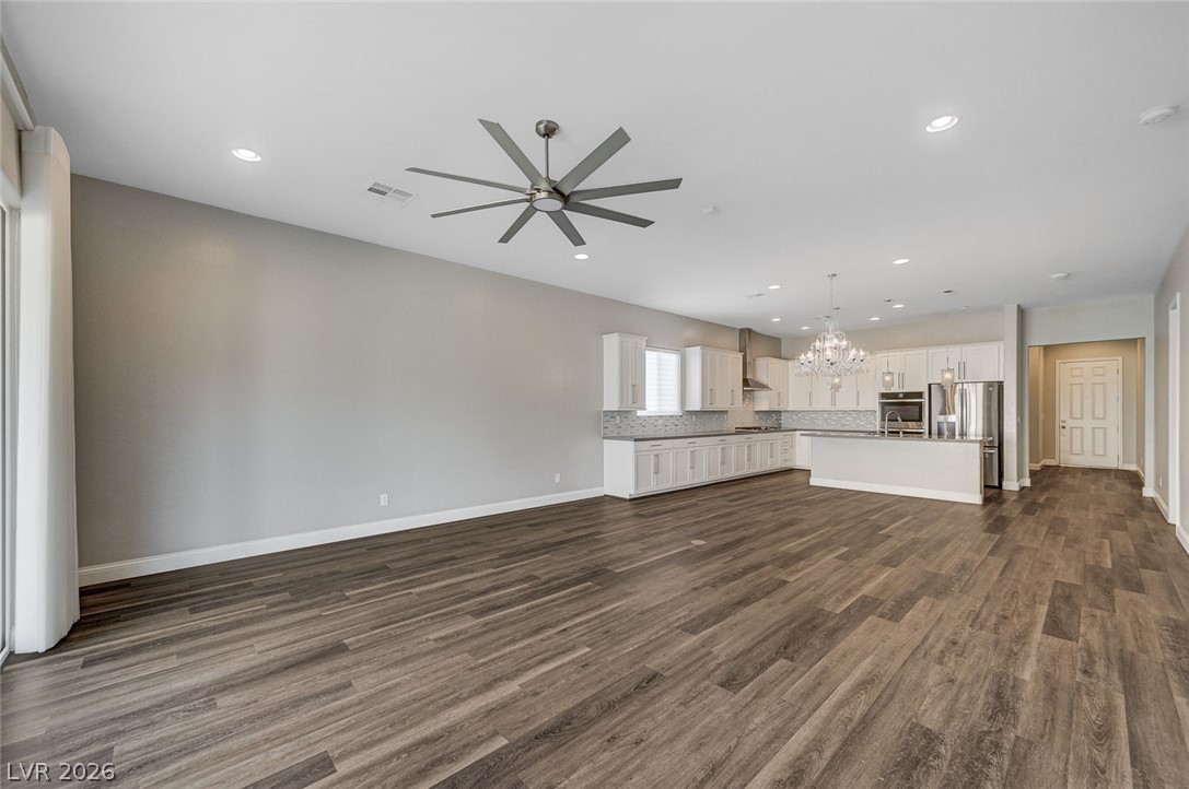 10160 Ocher Valley Avenue Las Vegas NV 89178