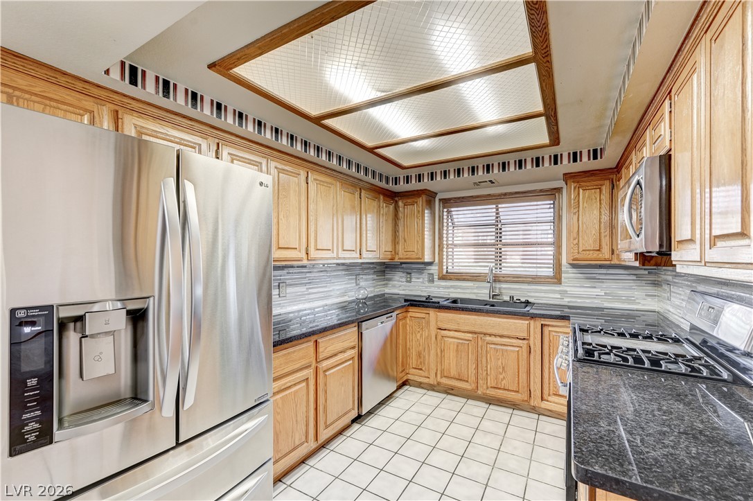 7916 Canoe Lane Las Vegas NV 89145